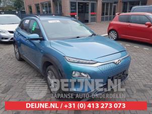 Gebruikte Voorbumper Hyundai Kona (OS) 64 kWh Prijs € 200,00 Margeregeling aangeboden door V.Deijne Jap.Auto-onderdelen BV