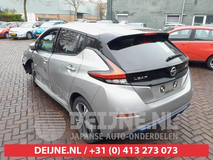 Nissan Leaf Rücklicht links O700479