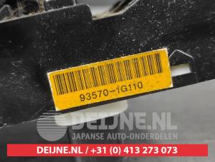 Kia Rio Combischakelaar ramen O700533 foto 2