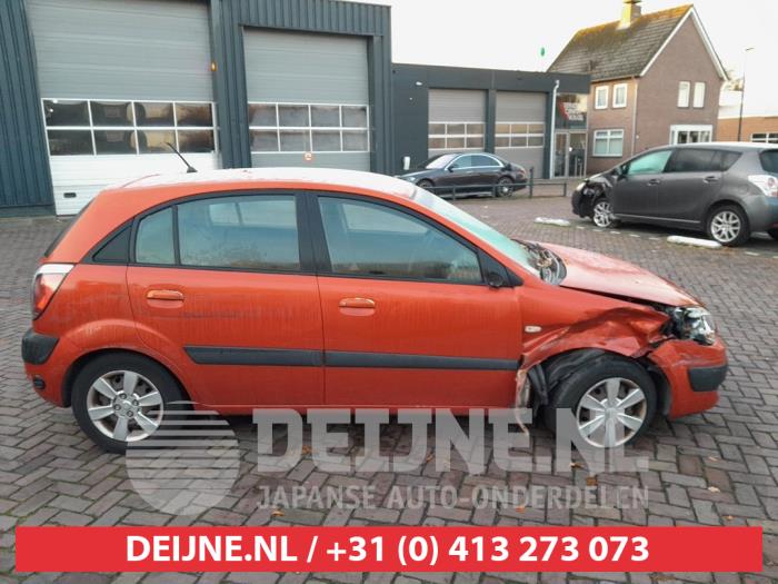 Kia Rio Portier 4Deurs rechts-achter O700549