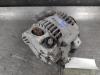 Dynamo van een Toyota RAV4 (A2) 2.0 16V VVT-i 4x4 2002