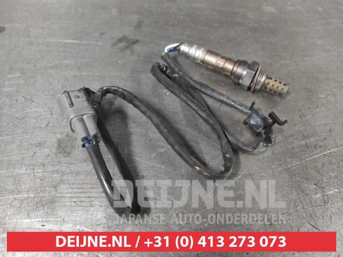 Lambda Sonde van een Toyota RAV4 (A2) 2.0 16V VVT-i 4x4 2002