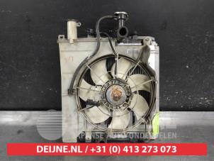 Gebruikte Radiateur Toyota Aygo (B10) 1.0 12V VVT-i Prijs op aanvraag aangeboden door V.Deijne Jap.Auto-onderdelen BV