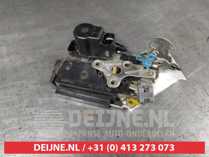 Chevrolet Aveo Deurslot Mechaniek 4Deurs rechts-voor O700789