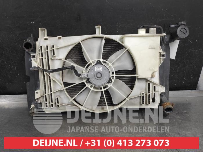 Toyota Corolla Radiateur O700799