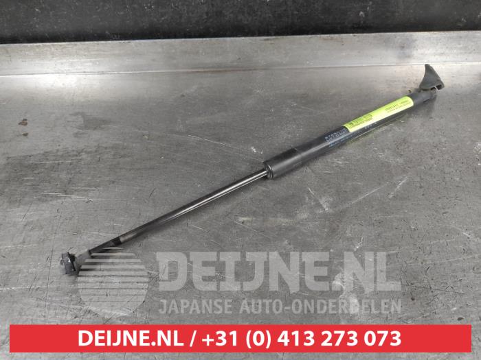 Toyota Avensis Gasdämpfer rechts hinten O700859