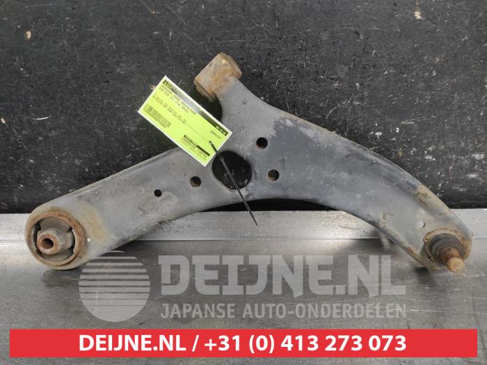 Kia Rio Draagarm onder rechts-voor O700863