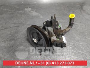 Gebruikte Pomp Servo Kia Rio II (DE) 1.4 16V Prijs € 35,00 Margeregeling aangeboden door V.Deijne Jap.Auto-onderdelen BV
