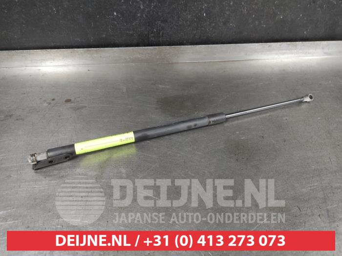 Nissan X-Trail Gasdämpfer rechts hinten O701129