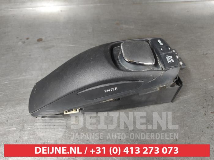 Lexus RX Regeleinheit Multi Media O701213