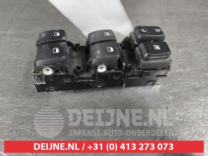 Hyundai Kona Multi-functional window switch O701234