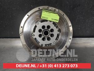 Gebruikte Dubbele massa vliegwiel Mazda 6 SportBreak (GJ/GH/GL) 2.2 SkyActiv-D 175 16V Prijs op aanvraag aangeboden door V.Deijne Jap.Auto-onderdelen BV