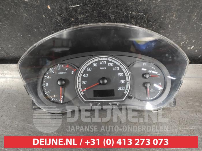 Suzuki Swift Tacho - Kombiinstrument KM O701289