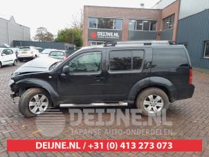 Gebruikte Treeplank links Nissan Pathfinder (R51) 2.5 dCi 16V 4x4 Prijs op aanvraag aangeboden door V.Deijne Jap.Auto-onderdelen BV
