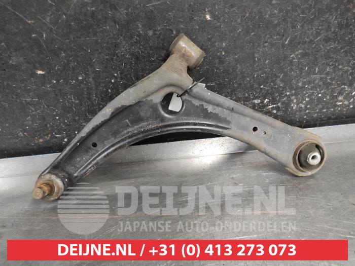 Mitsubishi ASX Draagarm onder links-voor O701478