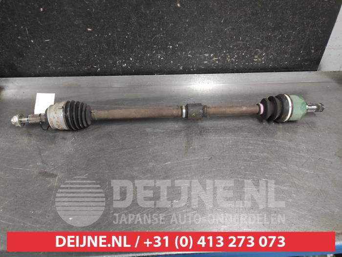 Gebruikte Steekas rechts-voor Mitsubishi ASX 1.6 MIVEC 16V Prijs € 75,00 Margeregeling aangeboden door V.Deijne Jap.Auto-onderdelen BV