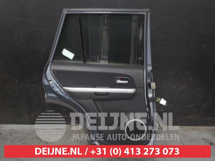 Suzuki Grand Vitara Portier 4Deurs links-achter O701573