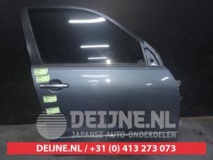 Suzuki Grand Vitara Front door 4-door, right O701584 photo 3