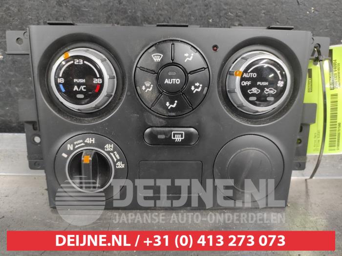Suzuki Grand Vitara Kachel Bedieningspaneel O701590