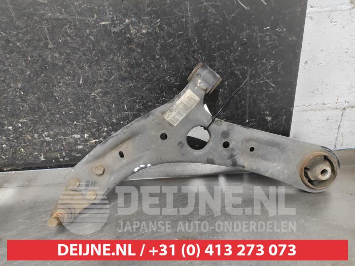 Kia Ceed Querlenker unten links vorne O701602