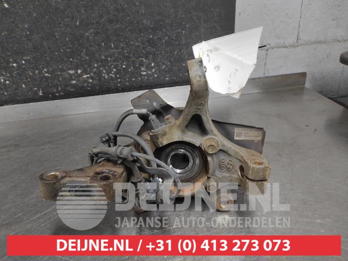 Kia Ceed Achsschenkel rechts vorne O701605