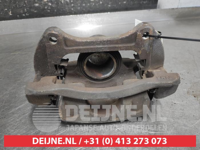 Kia Ceed Bremszange rechts vorne O701608
