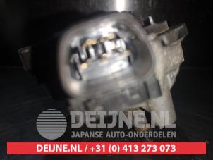 Toyota Rav-4 Scheibenwischermotor vorne O349436 foto 4