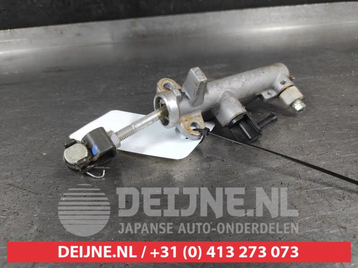Gebruikte Koppeling Hoofd Cilinder Honda Civic (FK/FN) 2.2 i-CTDi 16V Prijs op aanvraag aangeboden door V.Deijne Jap.Auto-onderdelen BV