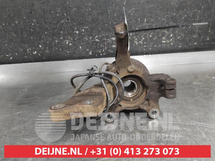 Nissan Micra Achsschenkel rechts vorne O701886