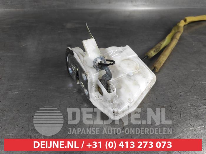 Mazda 3 Deurslot Mechaniek 4Deurs rechts-voor O702028