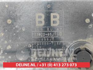 Suzuki Grand Vitara Engine management computer O702128 photo 2