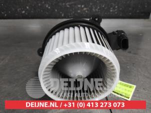 Mitsubishi Eclipse Cross Kachel Ventilatiemotor O702165 foto 2