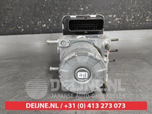 Mitsubishi Eclipse Cross ABS Pumpe O702245 foto 3