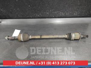 Gebruikte Aandrijfas links-achter Mitsubishi Eclipse Cross (GK/GL) 1.5 Turbo 16V 4WD Prijs € 75,00 Margeregeling aangeboden door V.Deijne Jap.Auto-onderdelen BV