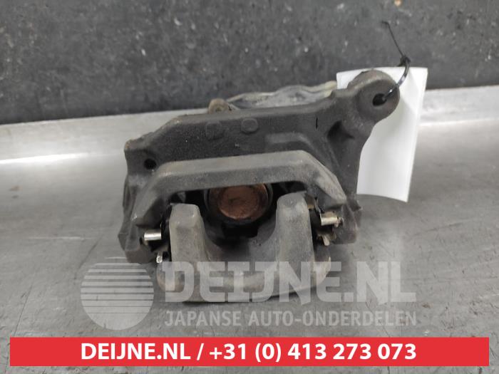 Mitsubishi Eclipse Cross Remklauw (Tang) links-achter O702296
