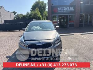 Kia Carens Headlight, right O702316 photo 2