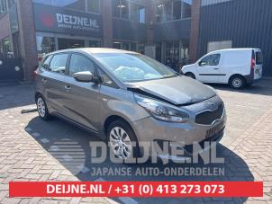 Kia Carens Bumper Rooster O702321 foto 2