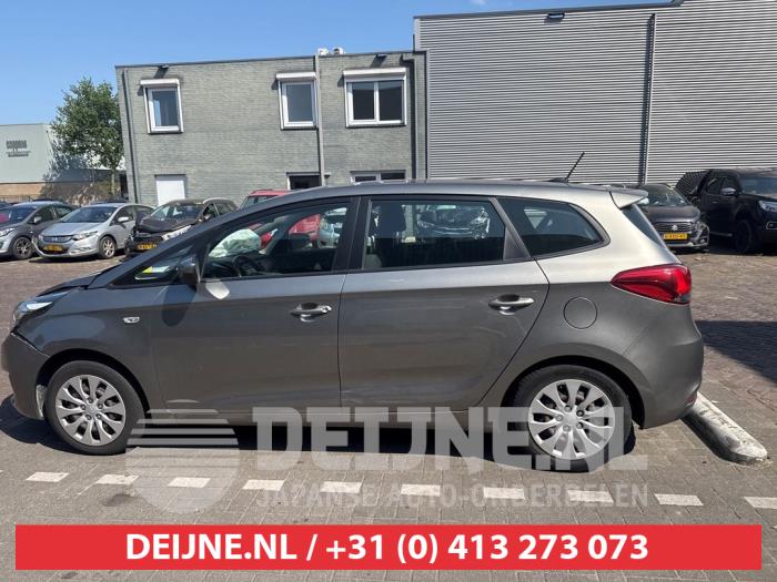 Kia Carens Extra Ruit 4Deurs links-voor O702324