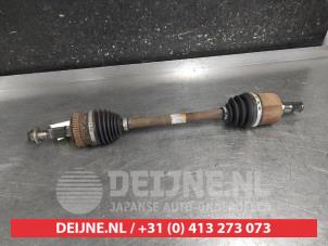 Gebruikte Homokineetas links-voor Hyundai iX35 (LM) 2.0 16V Prijs € 75,00 Margeregeling aangeboden door V.Deijne Jap.Auto-onderdelen BV