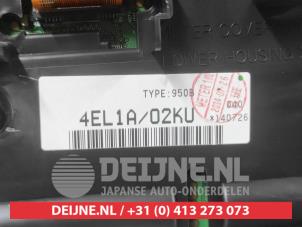 Nissan Qashqai Tacho - Kombiinstrument KM O702584 foto 3