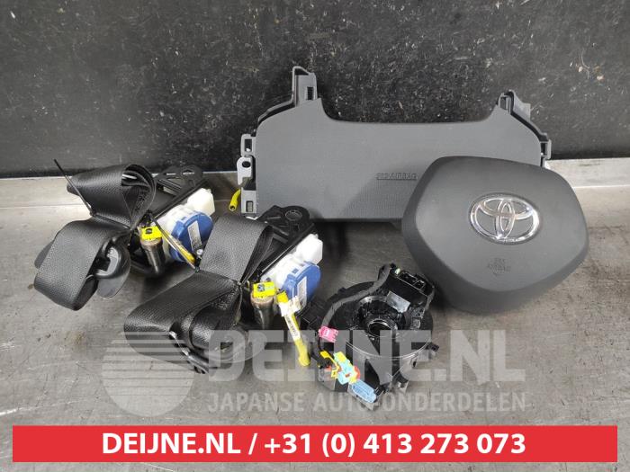 Toyota C-HR Vollzähligkeit Airbags O702608