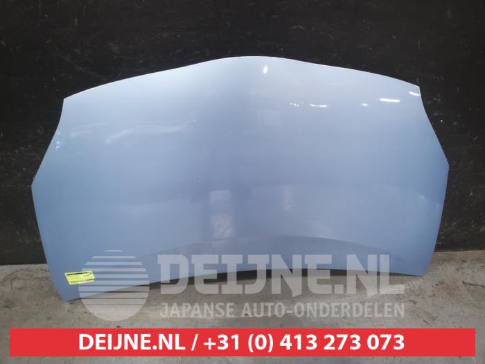 Toyota Prius Bonnet O702774