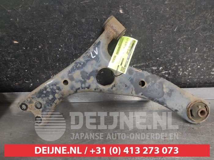 Toyota Rav-4 Draagarm onder links-voor O702884