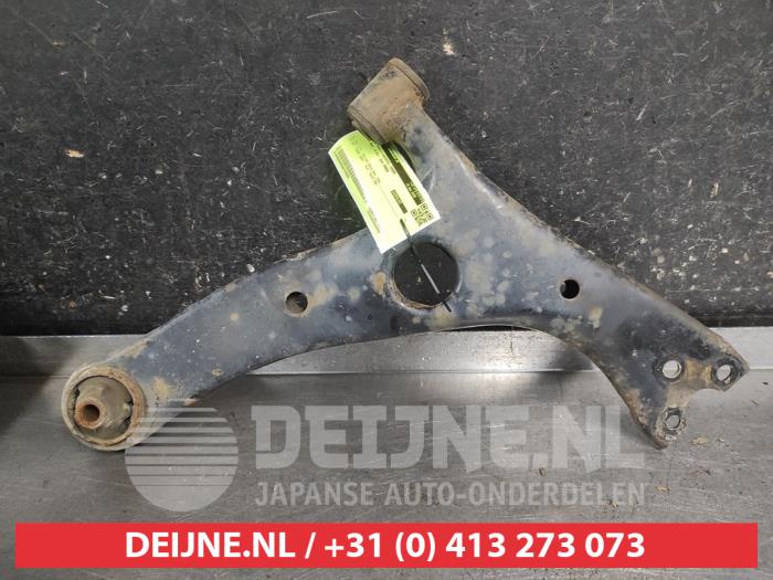 Toyota Rav-4 Draagarm onder rechts-voor O702885