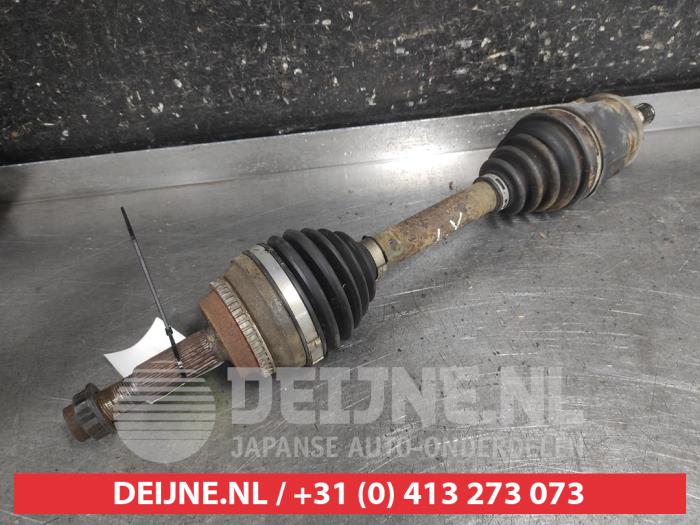 Toyota Rav-4 Antriebswelle links vorne O702886