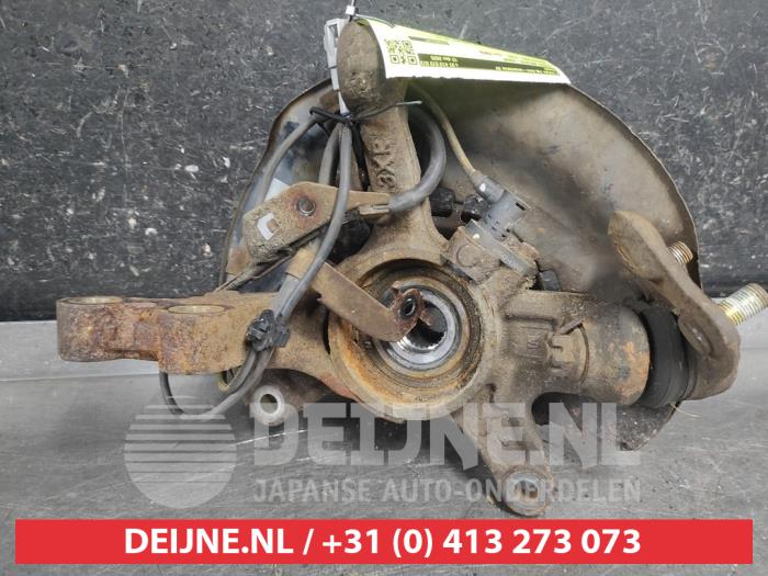 Toyota Rav-4 Fusee rechts-voor O702889
