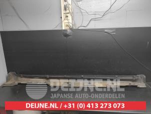 Toyota Avensis Seitenschürze links O702953 foto 3