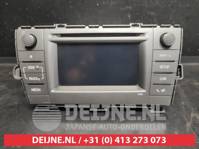 Toyota Prius Radio O702813