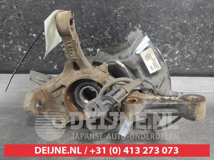 Hyundai I20 Achsschenkel links vorne O703025