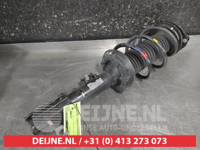 Hyundai I20 Stoßdämpferstrebe rechts vorne O703027